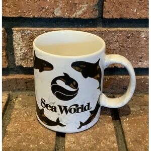 Vintage Sea World Black Gold Orca Whales Marbled Coffee Cup‎